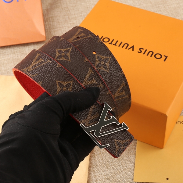 激安ルイヴィトンベルト着用イメージ